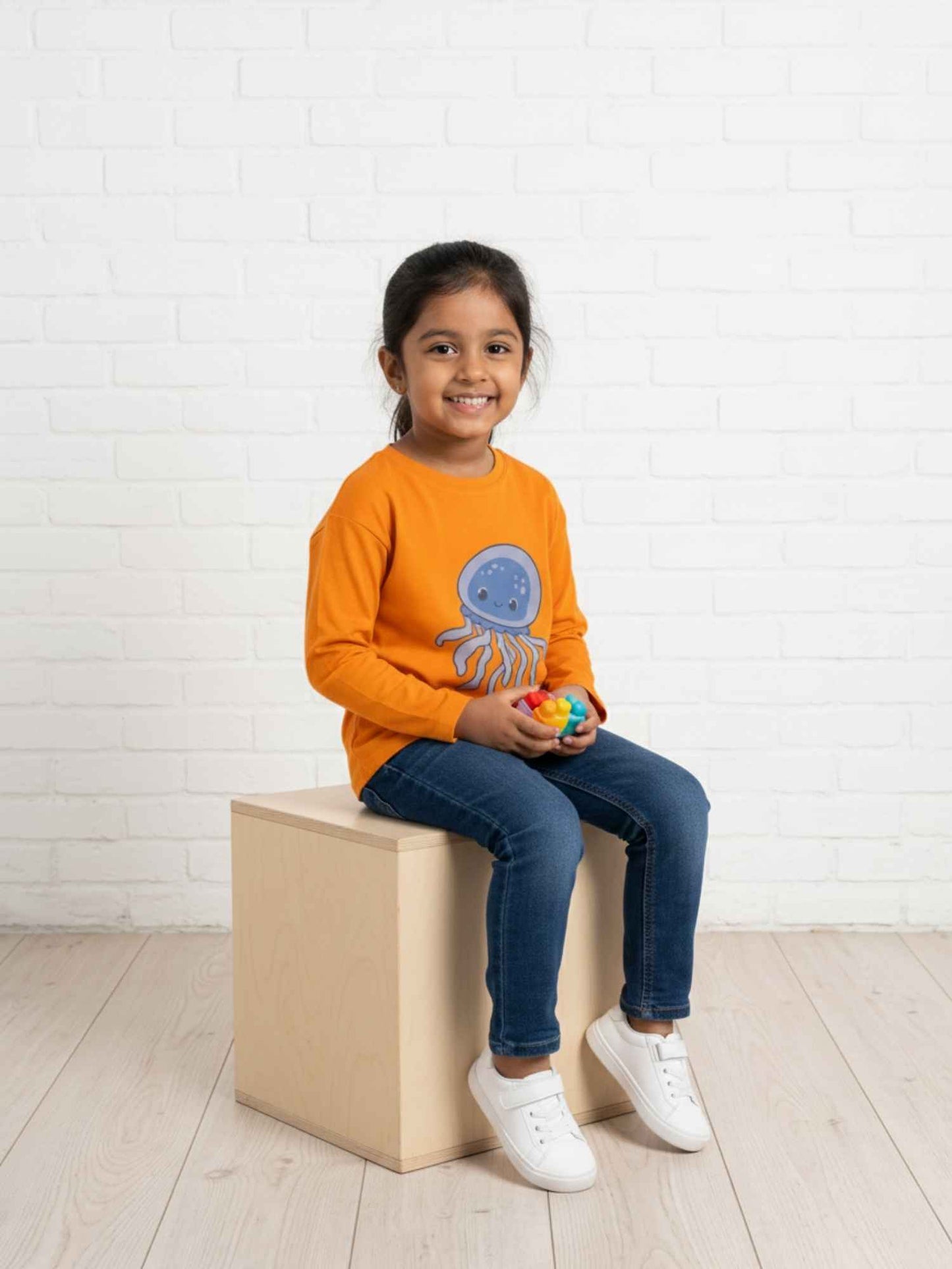 Unisex Cotton Jellyfish Print T-Shirt – Orange -(FLAT 50% OFF)